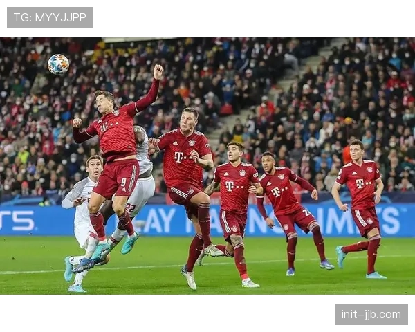 拜仁慕尼黑刷新德甲单赛季进球纪录，达到109球